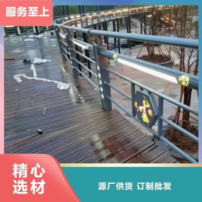 經(jīng)濟(jì)實(shí)用的公路防撞護(hù)欄 出廠(chǎng)價(jià)直供，安全與實(shí)惠兼具